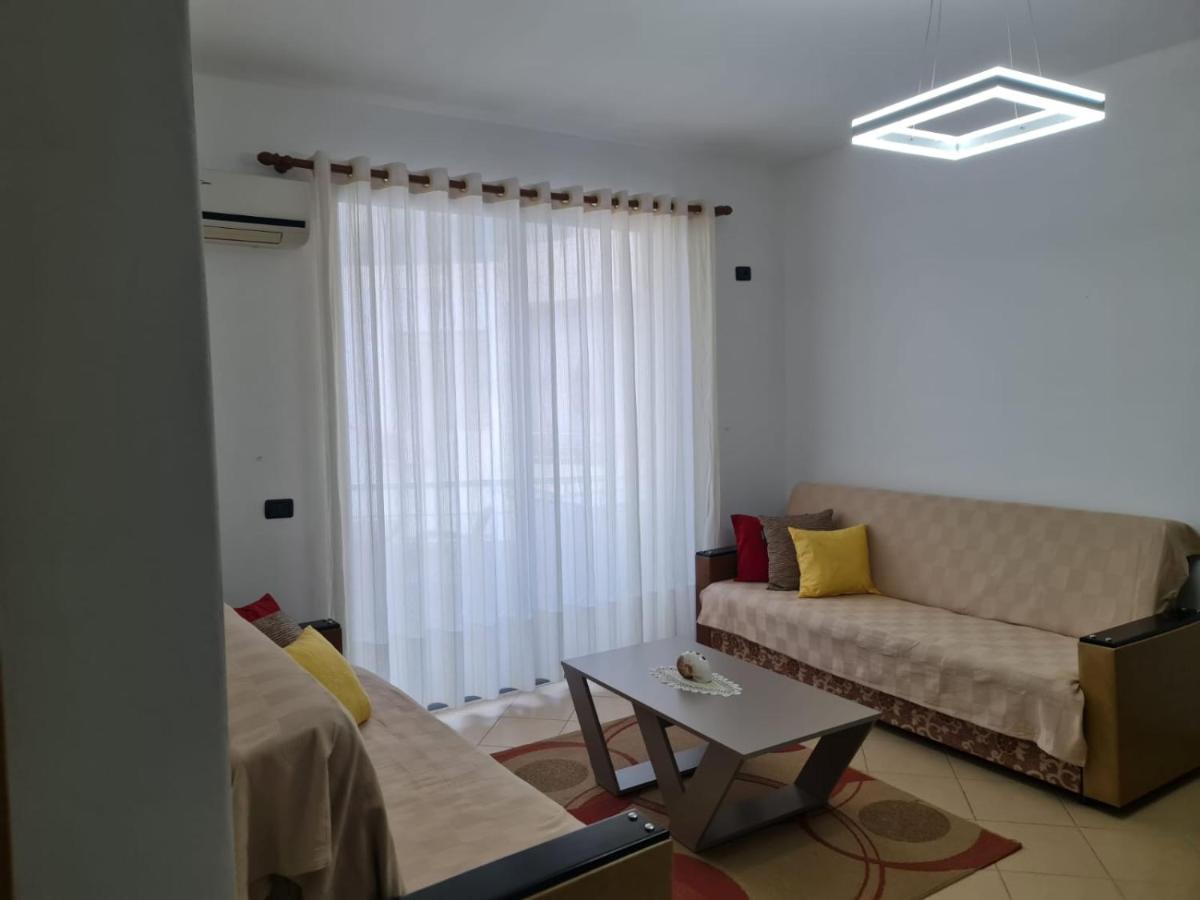 Sea View Apartment In Vlore Exterior photo